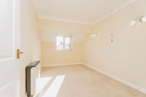 BEDROOM- click for photo gallery
